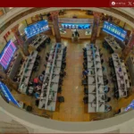 البورصة المصرية تبدأ تعاملات الاثنين بتباين.. وضغوط على المؤشر الرئيسي مقابل صعود الأسهم الصغيرة