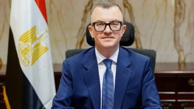 الدكتور أحمد رستم