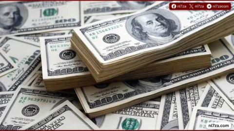 تراجع مفاجئ للدولار