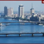 الأرصاد: طقس متقلب غدًا الثلاثاء.. شبورة كثيفة ورياح مثيرة للأتربة وارتفاع بالأمواج