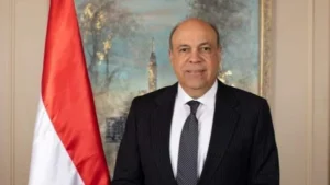وزير الطيران: مطارات مصر جاهزة لاستقبال 30 مليون سائح بحلول 2030