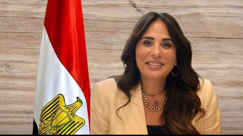 وزيرة الإسكان